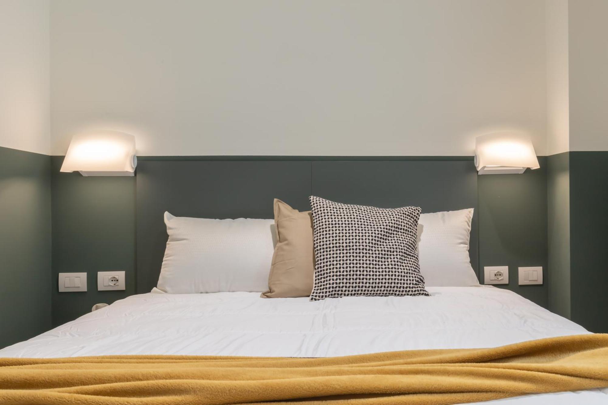 Well-Located Campus Rooms Near City Park Milán Exterior foto