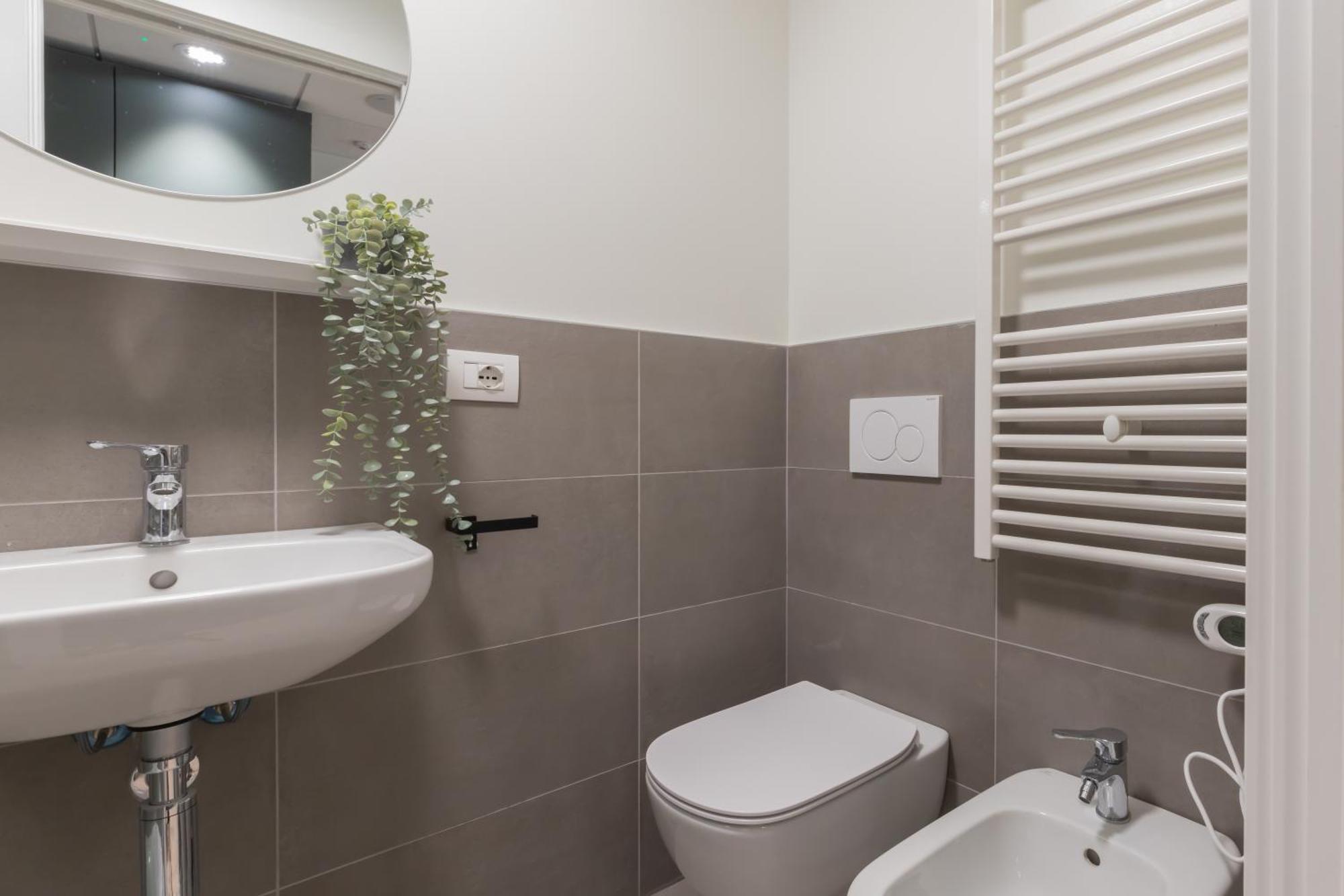 Well-Located Campus Rooms Near City Park Milán Exterior foto
