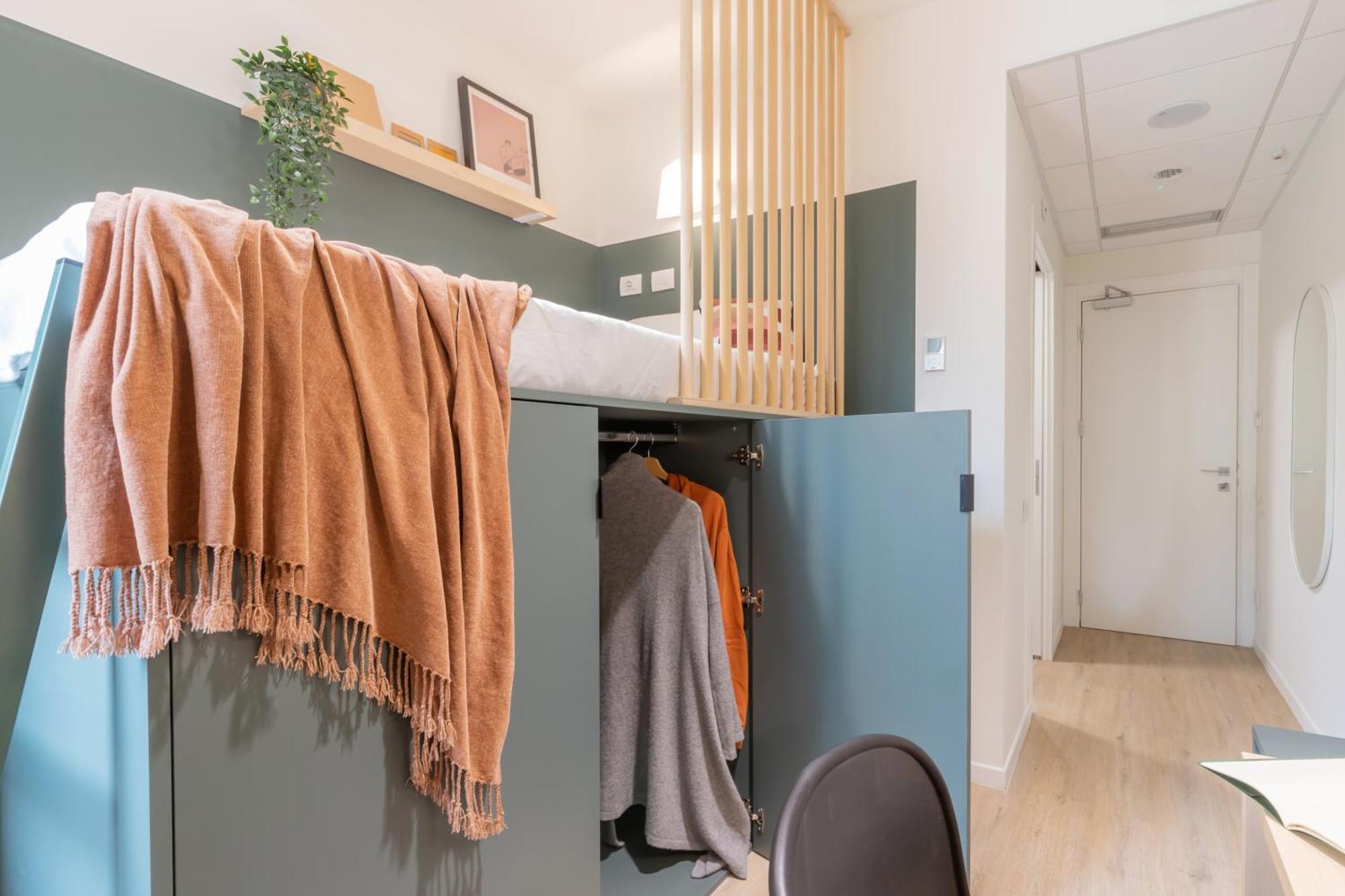 Well-Located Campus Rooms Near City Park Milán Exterior foto
