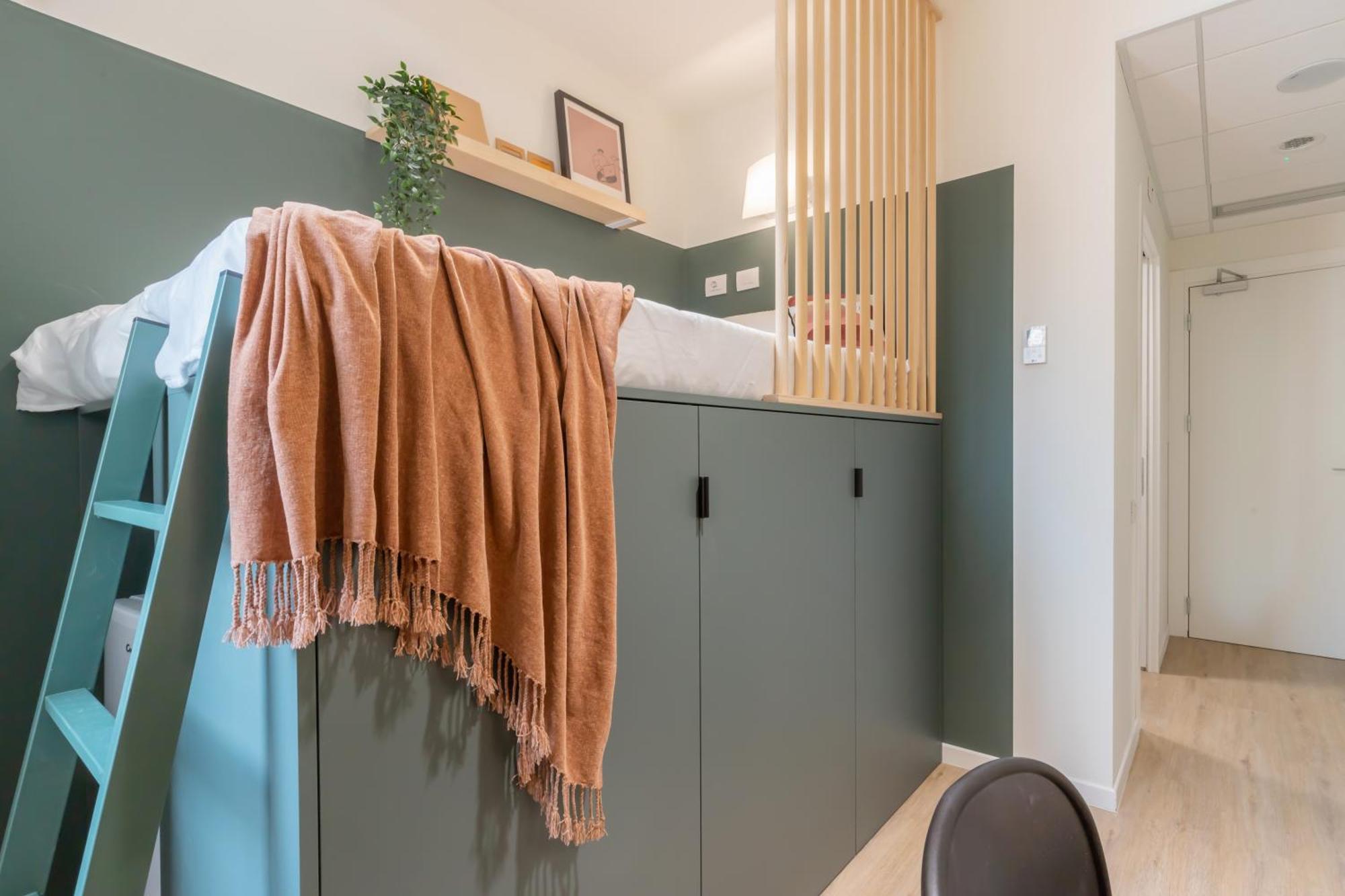 Well-Located Campus Rooms Near City Park Milán Exterior foto